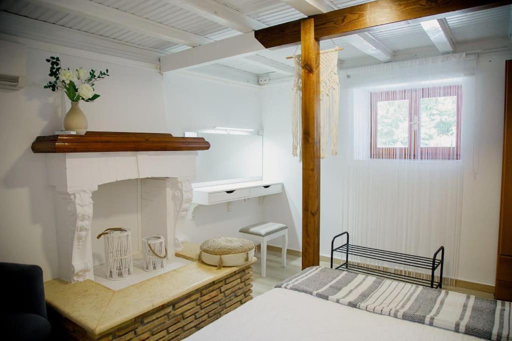 Yard- Family Retreat Apartman Corinth Kültér fotó